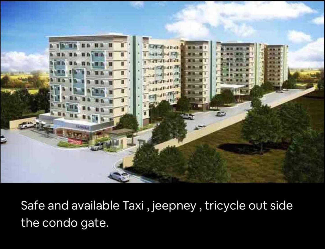 One Spatial Two Bedroom Condominium Unit With Pool And Gym Free Netflix And Wifi Iloilo Eksteriør bilde